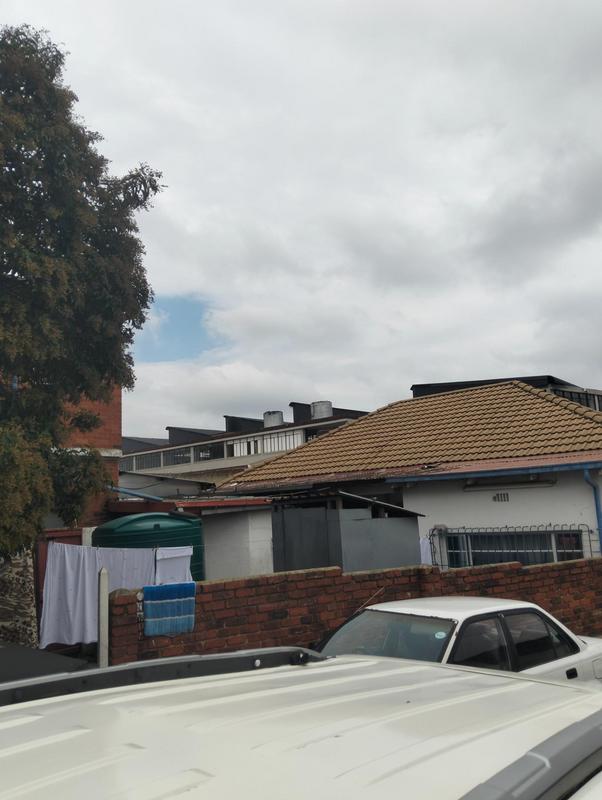 17 Bedroom Property for Sale in Kew Gauteng