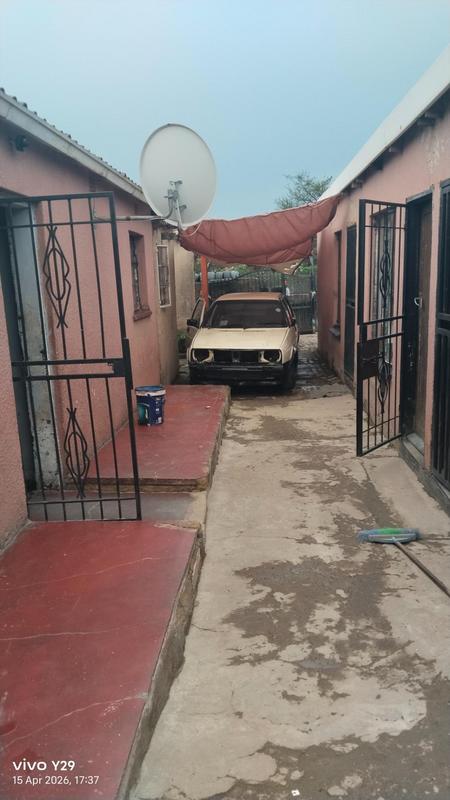 10 Bedroom Property for Sale in Tembisa Gauteng