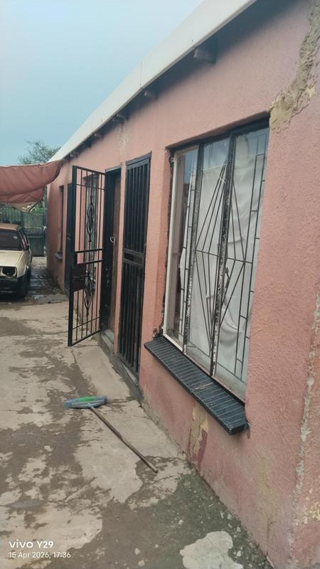 10 Bedroom Property for Sale in Tembisa Gauteng