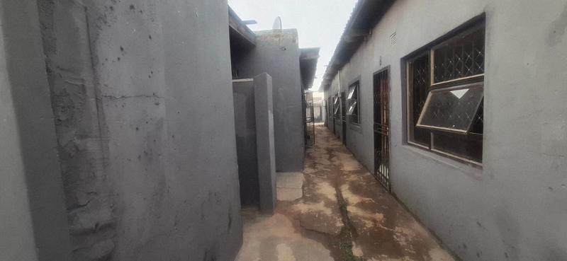 13 Bedroom Property for Sale in Tembisa Gauteng