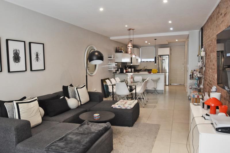 To Let 2 Bedroom Property for Rent in Illovo Gauteng