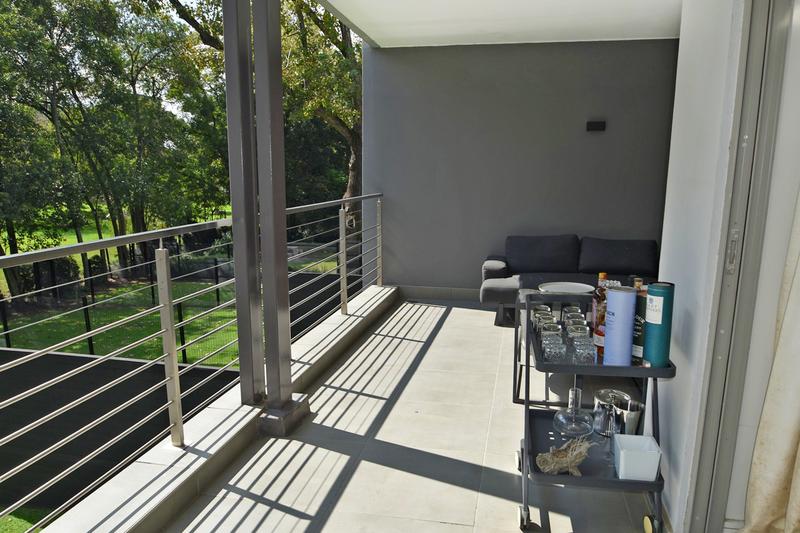 To Let 2 Bedroom Property for Rent in Illovo Gauteng