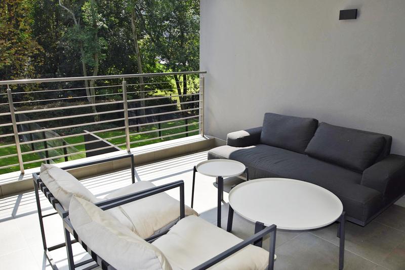 To Let 2 Bedroom Property for Rent in Illovo Gauteng