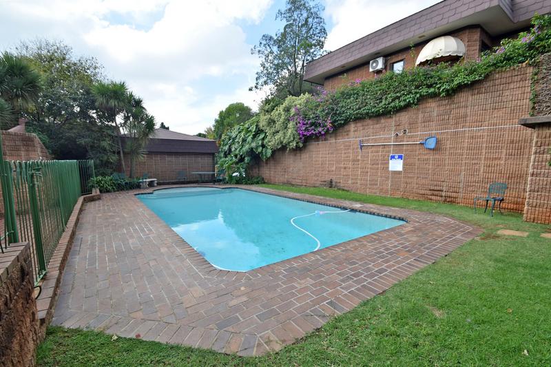 3 Bedroom Property for Sale in Bedford Park Gauteng