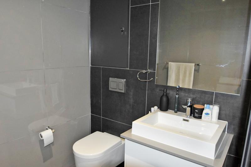 2 Bedroom Property for Sale in Illovo Gauteng