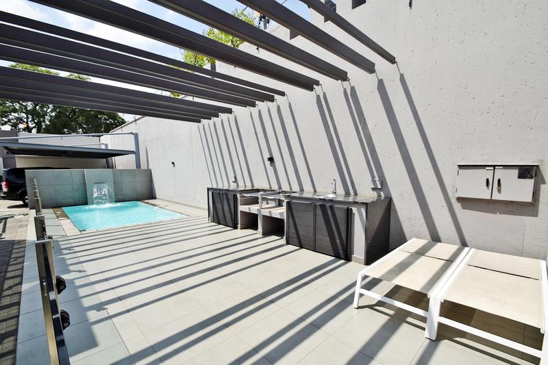 2 Bedroom Property for Sale in Illovo Gauteng
