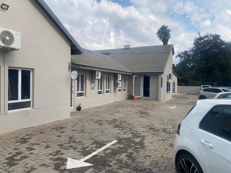 To Let Commercial Property for Rent in Clubview Gauteng