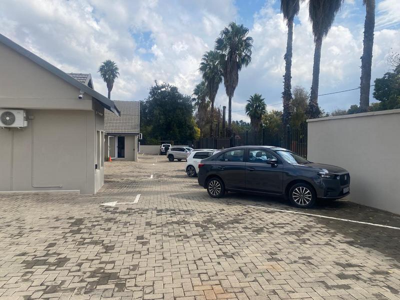 To Let Commercial Property for Rent in Clubview Gauteng