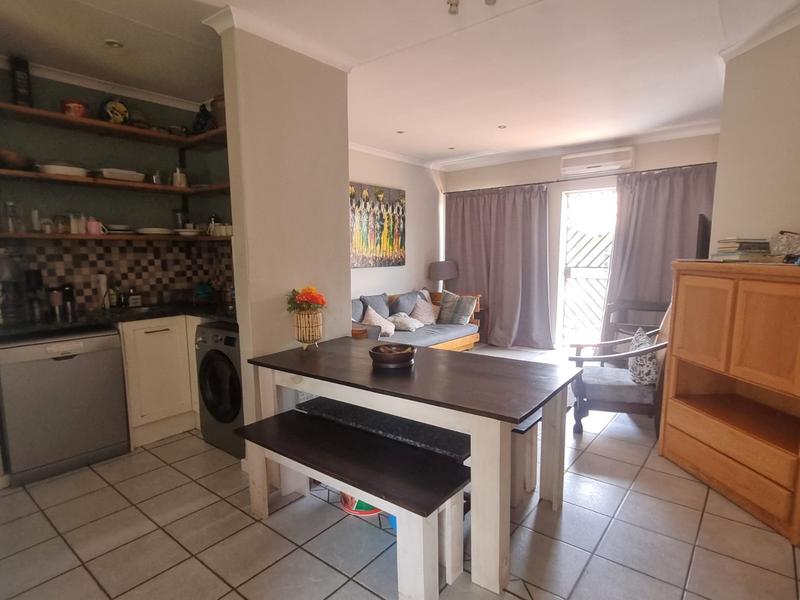 3 Bedroom Property for Sale in Faerie Glen Gauteng