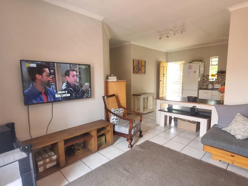 3 Bedroom Property for Sale in Faerie Glen Gauteng