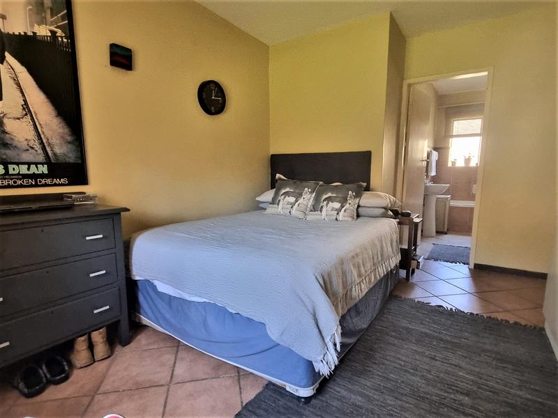 2 Bedroom Property for Sale in Boardwalk Villas Gauteng