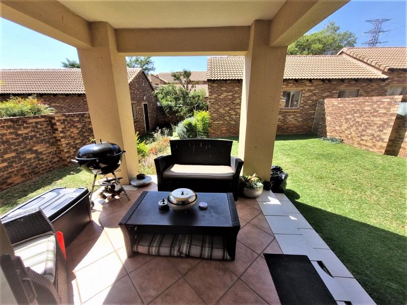 2 Bedroom Property for Sale in Boardwalk Villas Gauteng