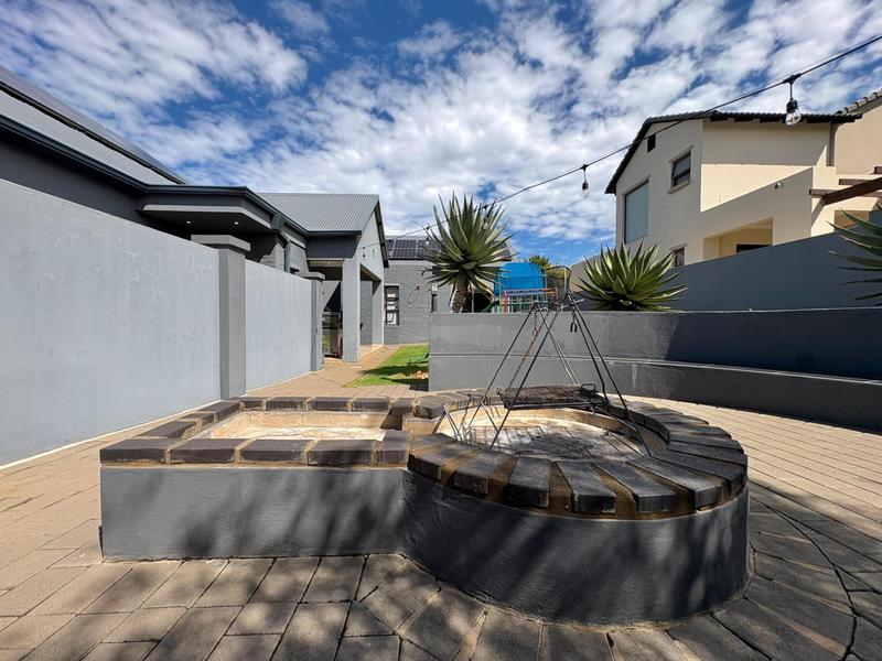 3 Bedroom Property for Sale in Midlands Estate Gauteng