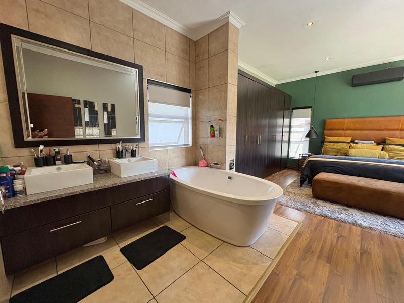 3 Bedroom Property for Sale in Midlands Estate Gauteng