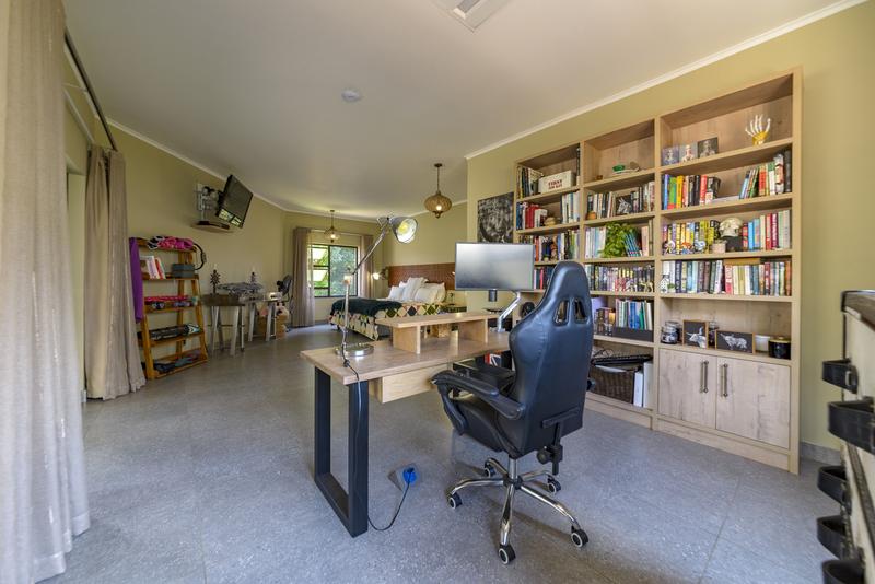 4 Bedroom Property for Sale in Waterkloof Heights Gauteng