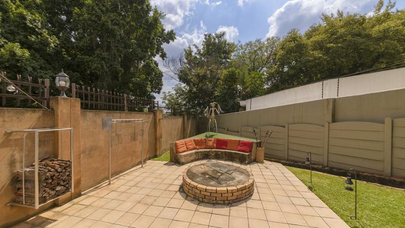 4 Bedroom Property for Sale in Waterkloof Heights Gauteng