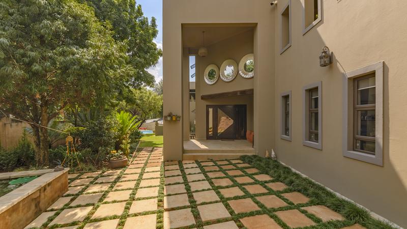 4 Bedroom Property for Sale in Waterkloof Heights Gauteng