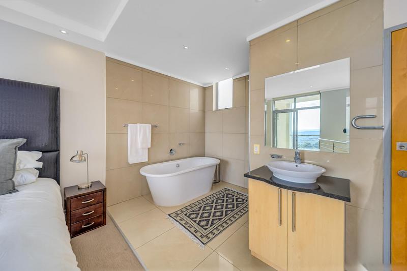 1 Bedroom Property for Sale in Morningside Gauteng