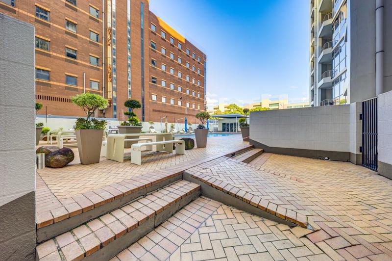 1 Bedroom Property for Sale in Morningside Gauteng