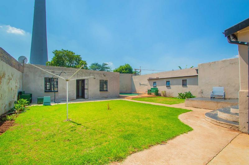 6 Bedroom Property for Sale in Brixton Gauteng