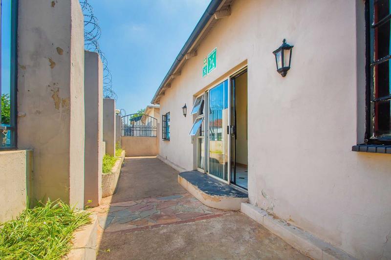 6 Bedroom Property for Sale in Brixton Gauteng