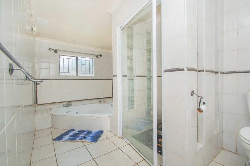 6 Bedroom Property for Sale in Brixton Gauteng