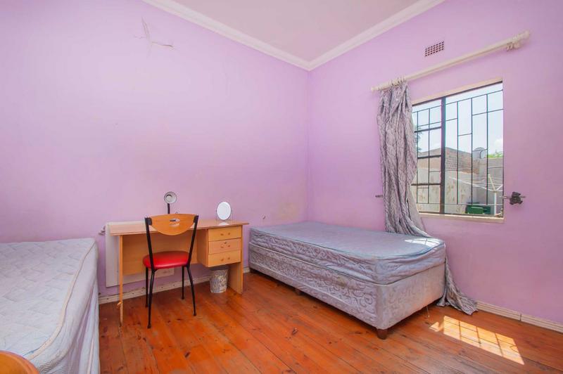 6 Bedroom Property for Sale in Brixton Gauteng