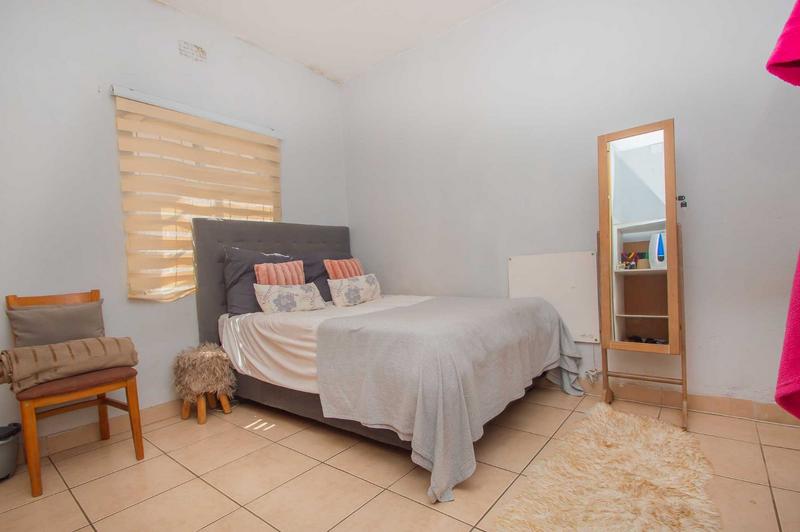 6 Bedroom Property for Sale in Brixton Gauteng