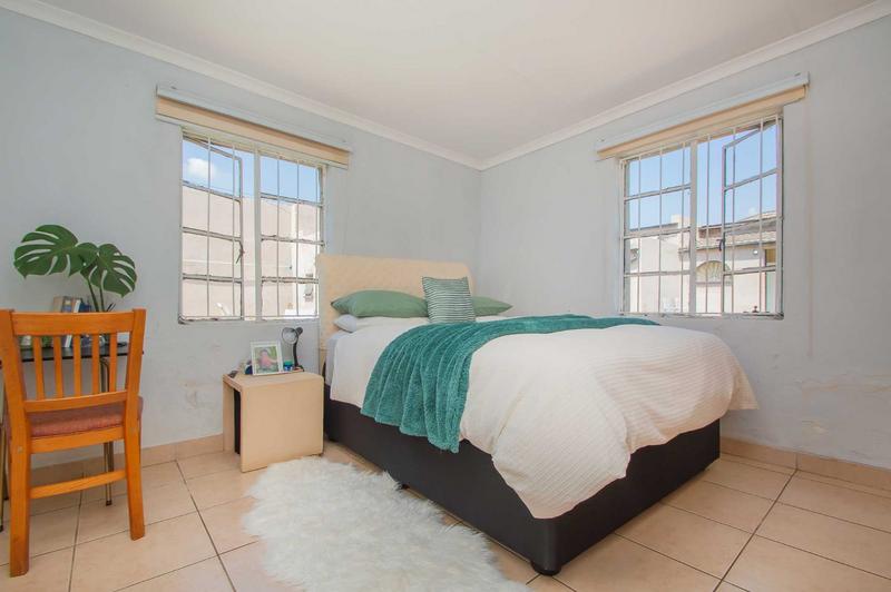 6 Bedroom Property for Sale in Brixton Gauteng