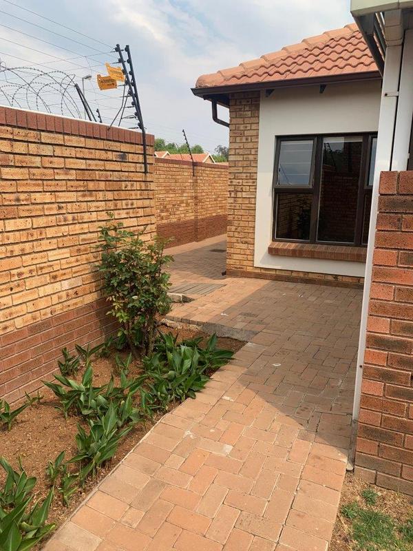 To Let 3 Bedroom Property for Rent in Brentwood Park Gauteng