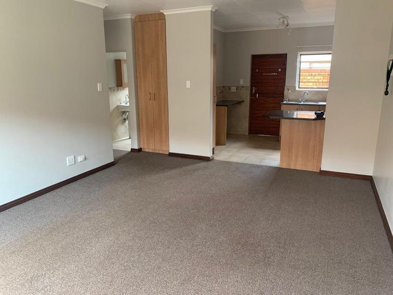 To Let 3 Bedroom Property for Rent in Brentwood Park Gauteng