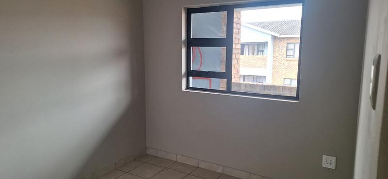 2 Bedroom Property for Sale in Groblerpark Gauteng