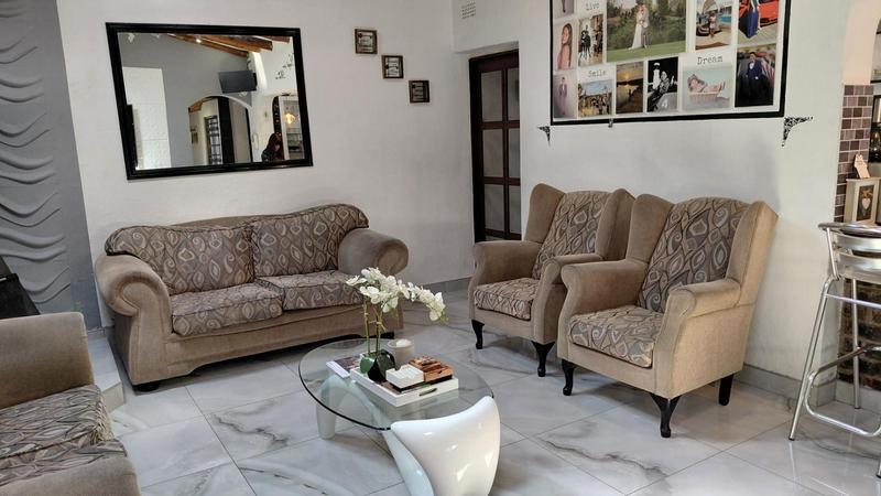 4 Bedroom Property for Sale in Brackendowns Gauteng