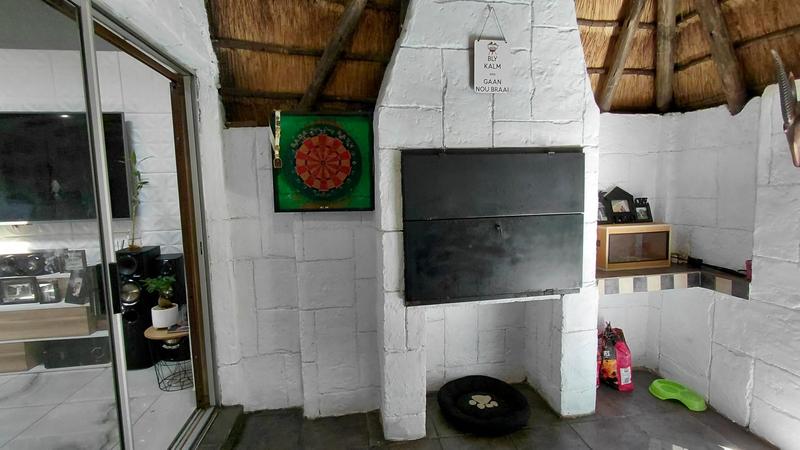 4 Bedroom Property for Sale in Brackendowns Gauteng