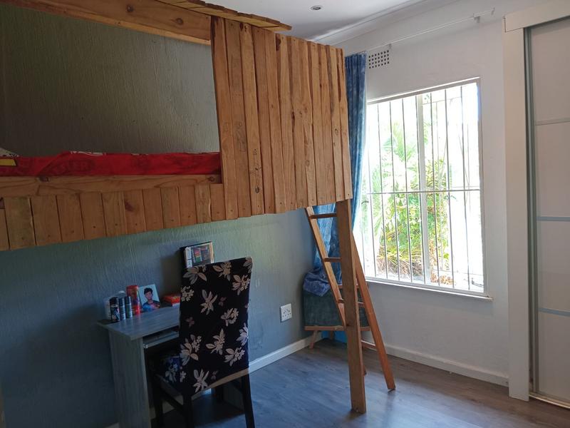 4 Bedroom Property for Sale in Brackendowns Gauteng