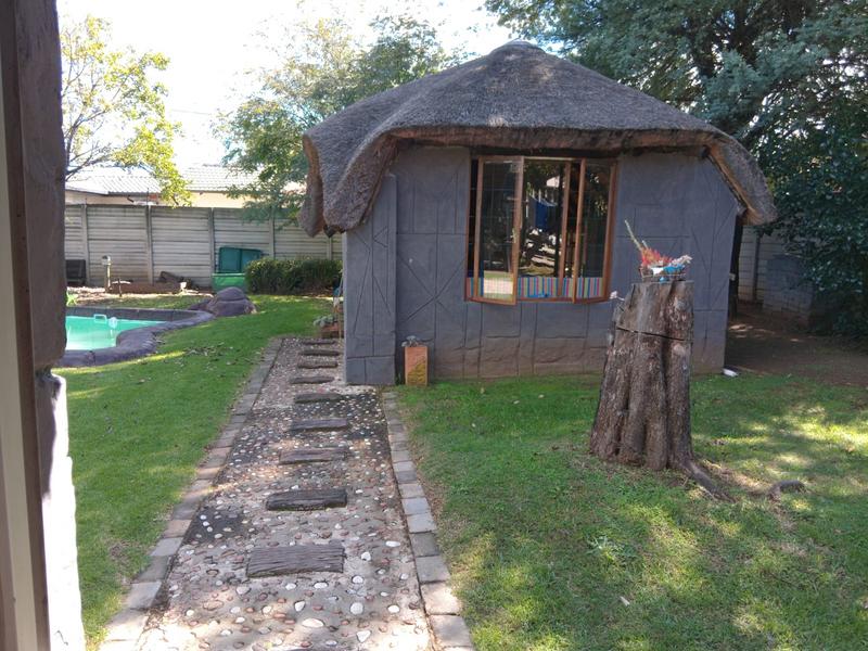 4 Bedroom Property for Sale in Brackendowns Gauteng