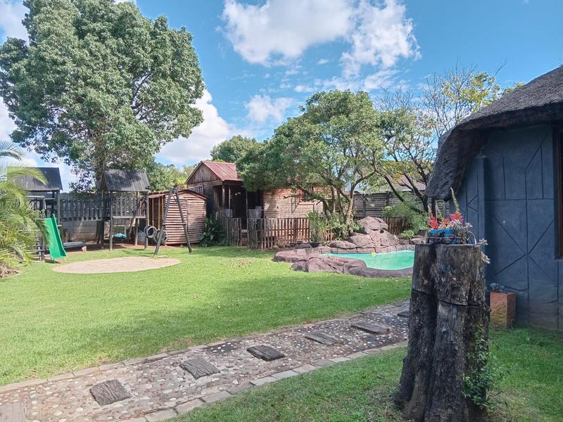 4 Bedroom Property for Sale in Brackendowns Gauteng