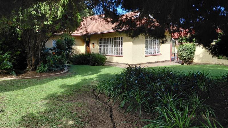 3 Bedroom Property for Sale in Brackendowns Gauteng