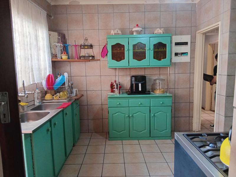 3 Bedroom Property for Sale in Brackendowns Gauteng