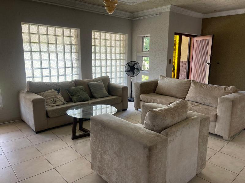 4 Bedroom Property for Sale in Glenanda Gauteng