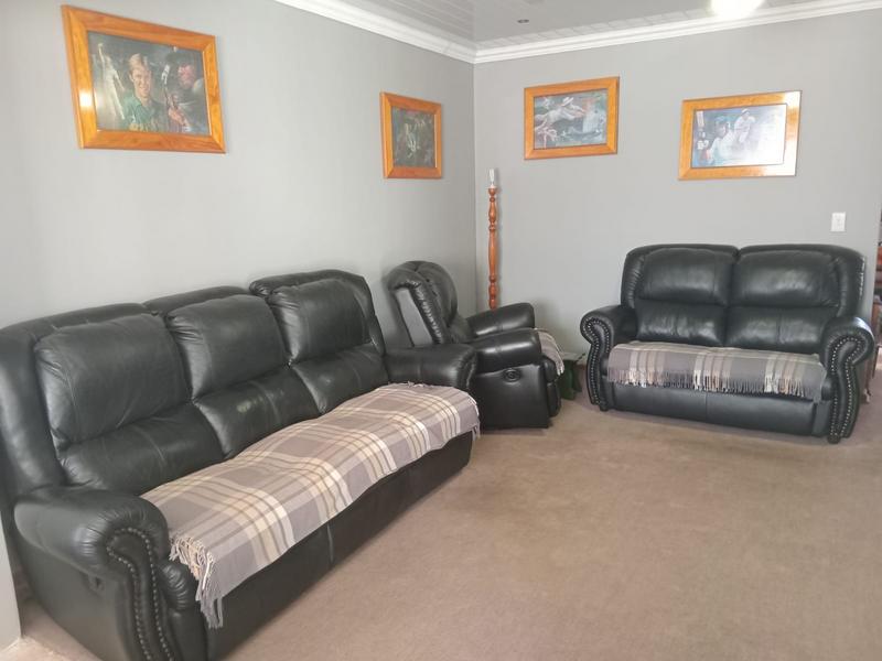 3 Bedroom Property for Sale in Brackenhurst Gauteng