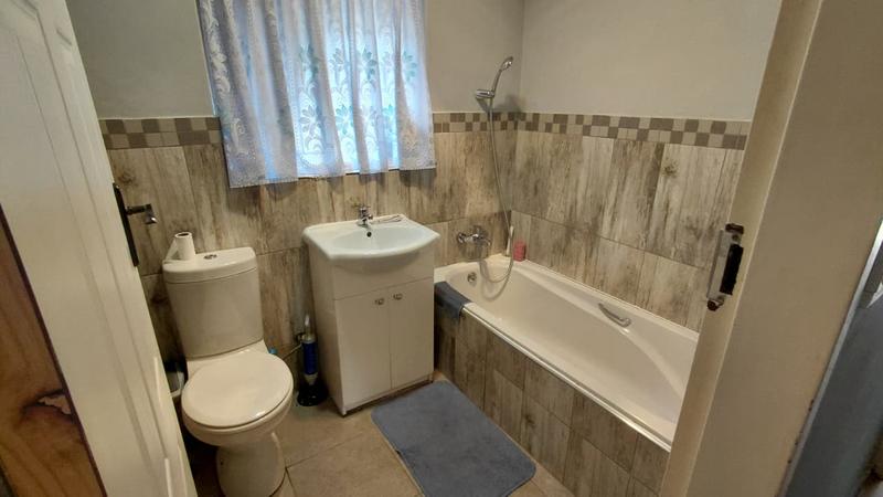 3 Bedroom Property for Sale in Brackenhurst Gauteng