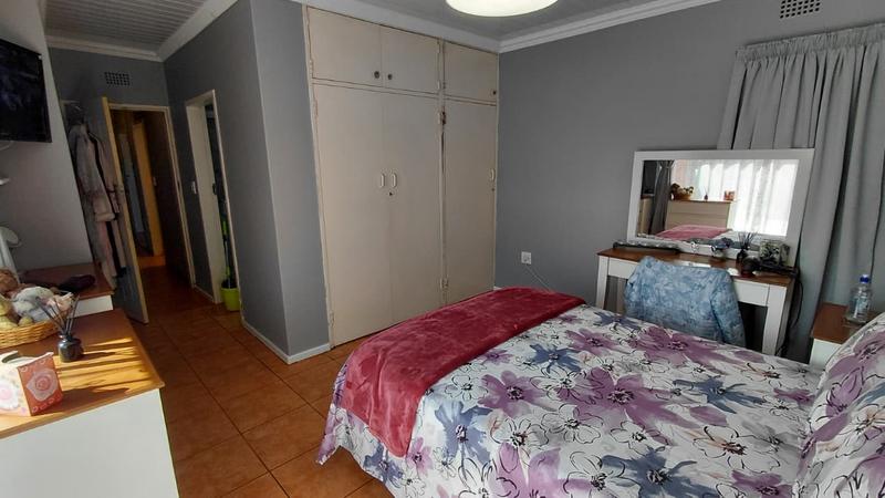 3 Bedroom Property for Sale in Brackenhurst Gauteng