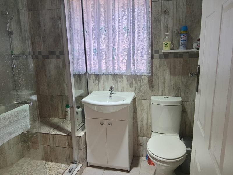 3 Bedroom Property for Sale in Brackenhurst Gauteng