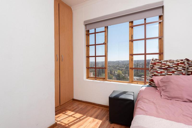 2 Bedroom Property for Sale in Winchester Hills Gauteng