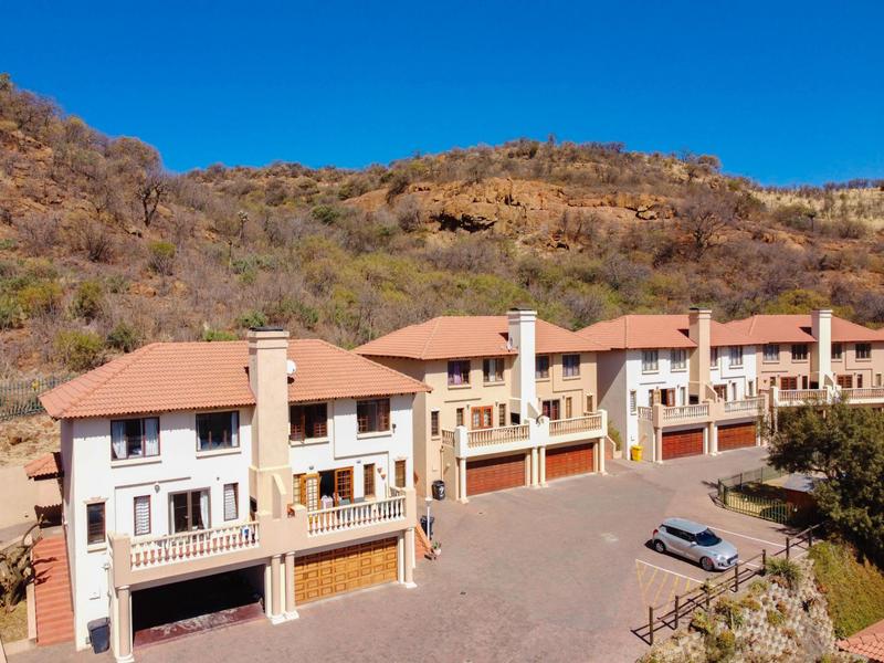 2 Bedroom Property for Sale in Winchester Hills Gauteng
