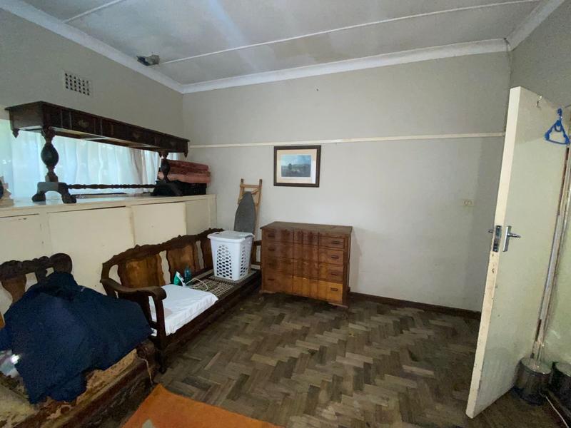 11 Bedroom Property for Sale in Clayville East Gauteng