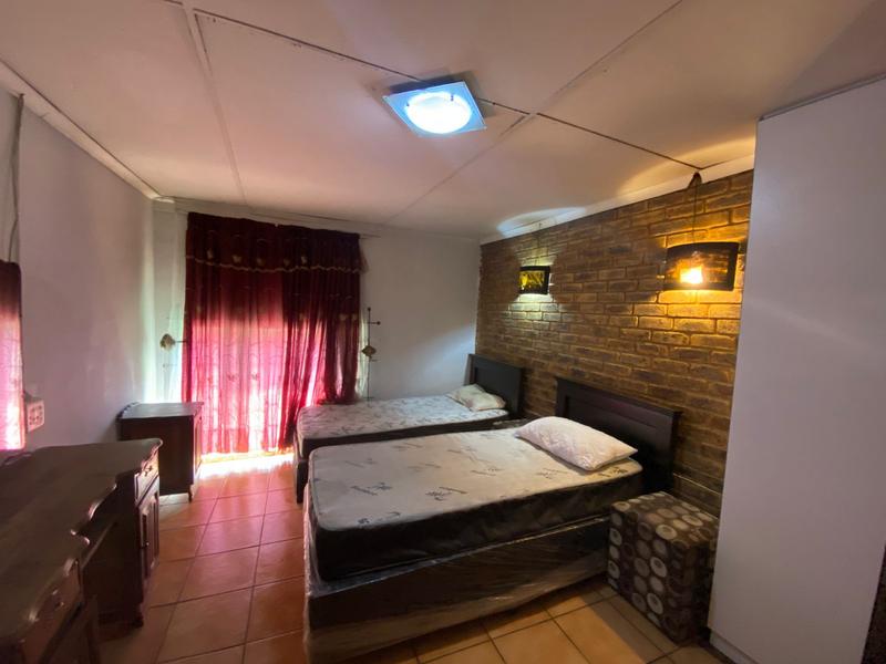 11 Bedroom Property for Sale in Clayville East Gauteng