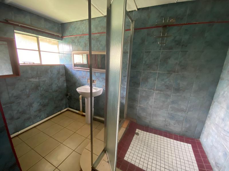 11 Bedroom Property for Sale in Clayville East Gauteng
