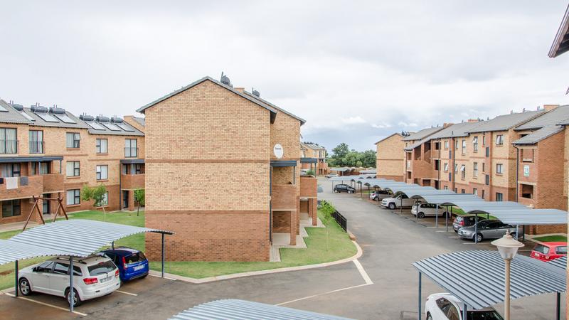 2 Bedroom Property for Sale in Boardwalk Gauteng